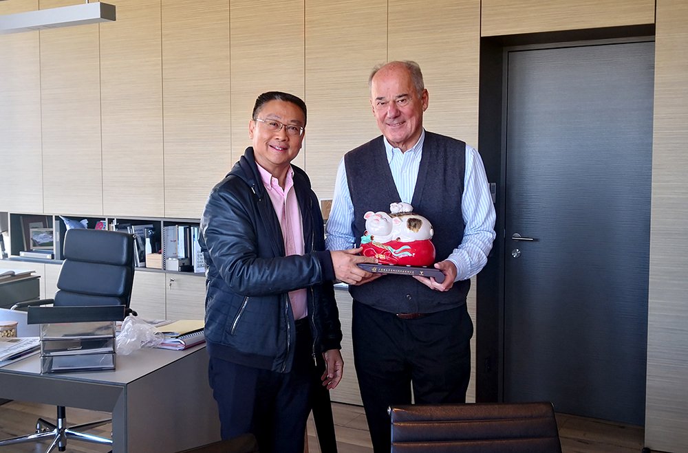 1568272960801358.jpg 2.jpg